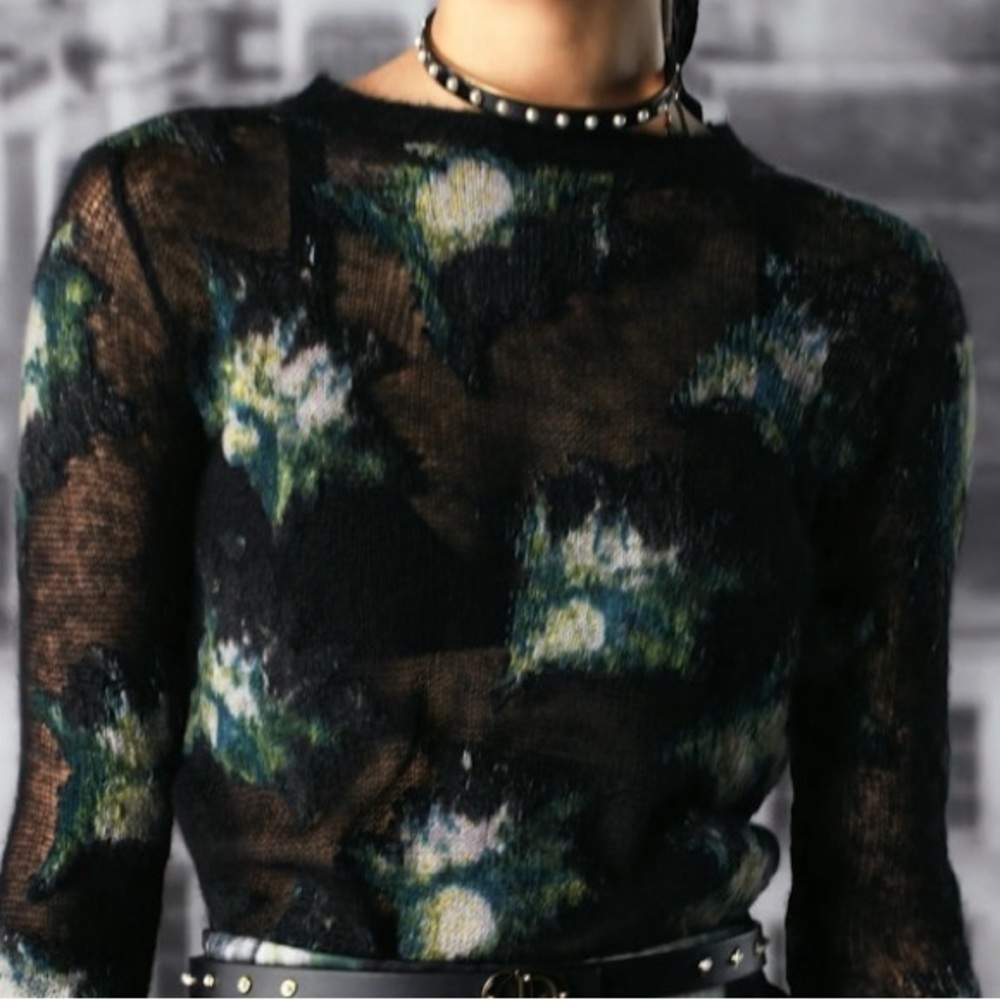 🔥🔥NWT Christian Dior Cashmere Light Sweater!!🔥🔥